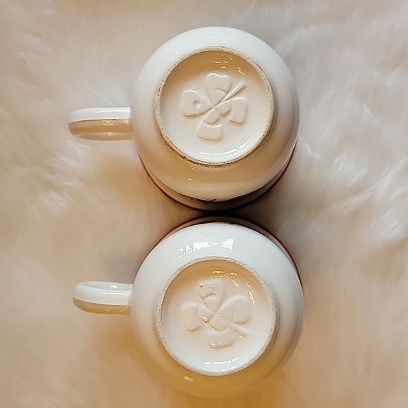 Vintage raspberry tea cups. Set of 2 - Picture 4 of 4